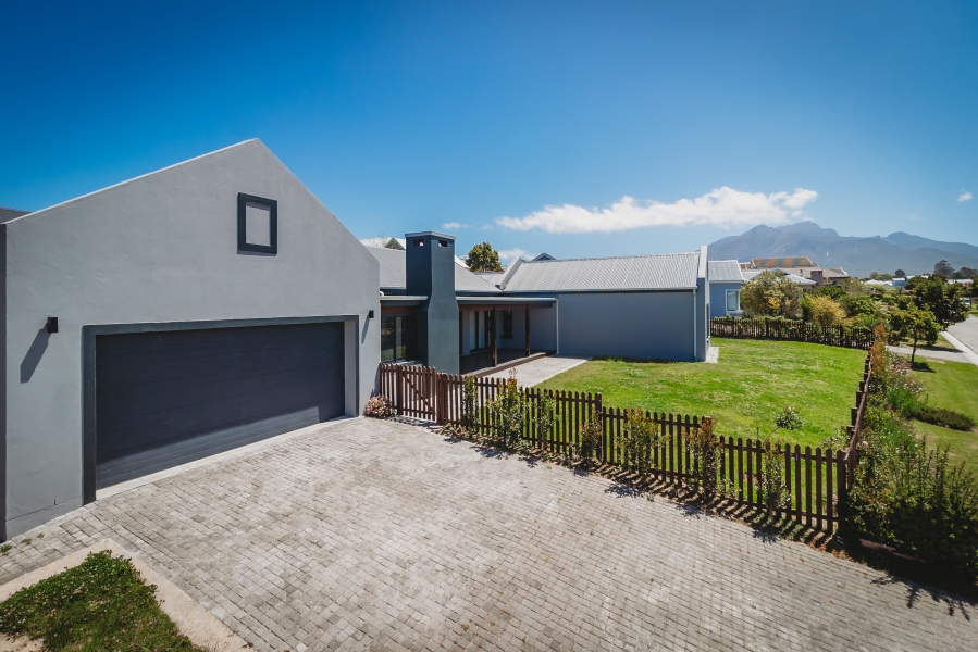 3 Bedroom Property for Sale in Kraaibosch Country Estate Western Cape